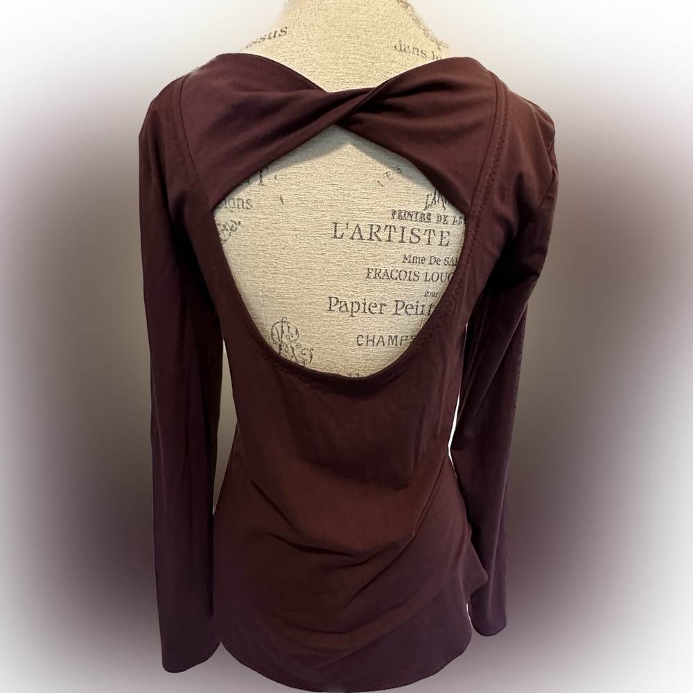 Athleta Cut Out Wine Colored Top